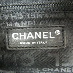 Chanel 2,55