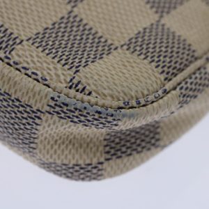 Louis Vuitton Pochette Accessoire