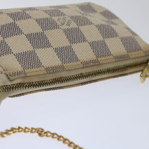 Louis Vuitton Pochette Accessoire