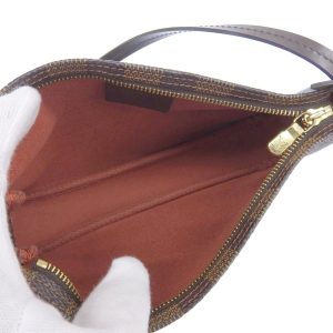 Louis Vuitton Pochette accessoires