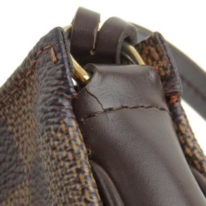 Louis Vuitton Pochette accessoires