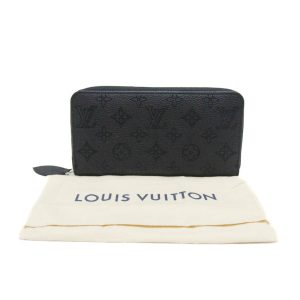 Louis Vuitton Zippy wallet