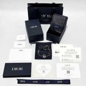 Dior Logo