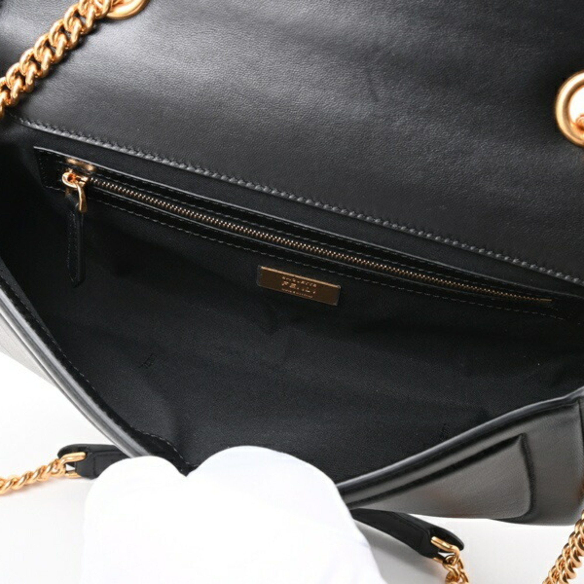 Fendi Baguette