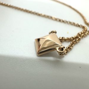 Hermès