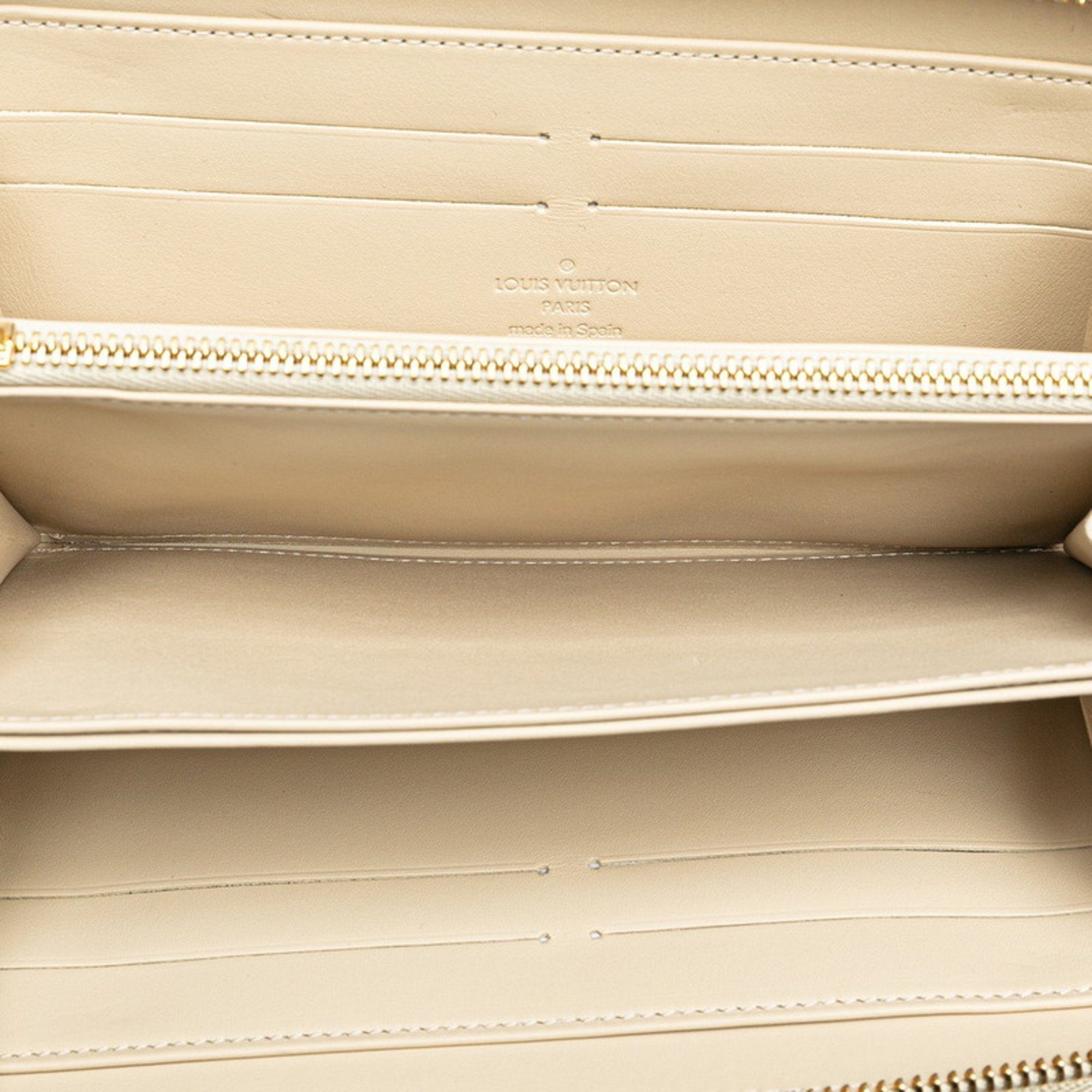 Louis Vuitton Zippy wallet
