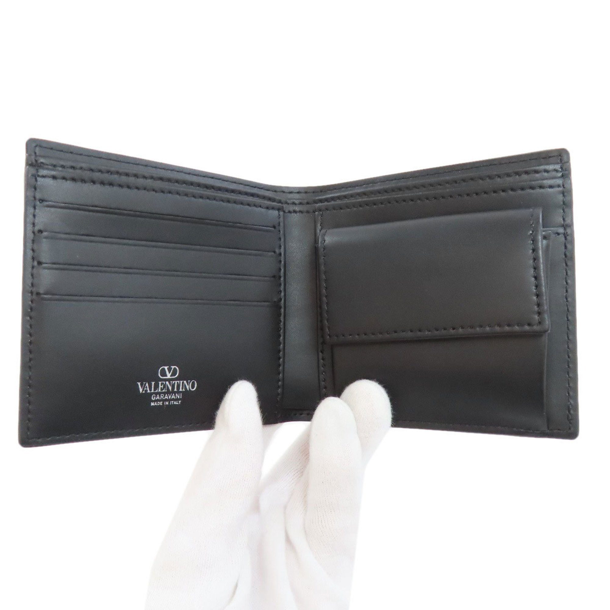 Valentino Garavani VLTN Wallet