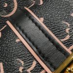 Louis Vuitton Onthego Tote Bag - Image 5