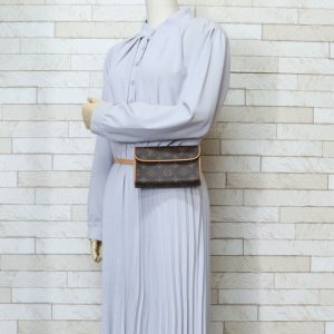 Louis Vuitton Florentine Clutch Bag