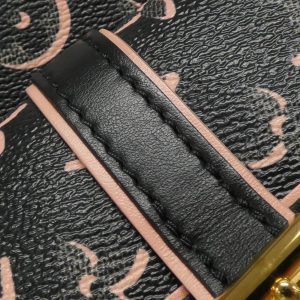 Louis Vuitton Onthego Tote Bag