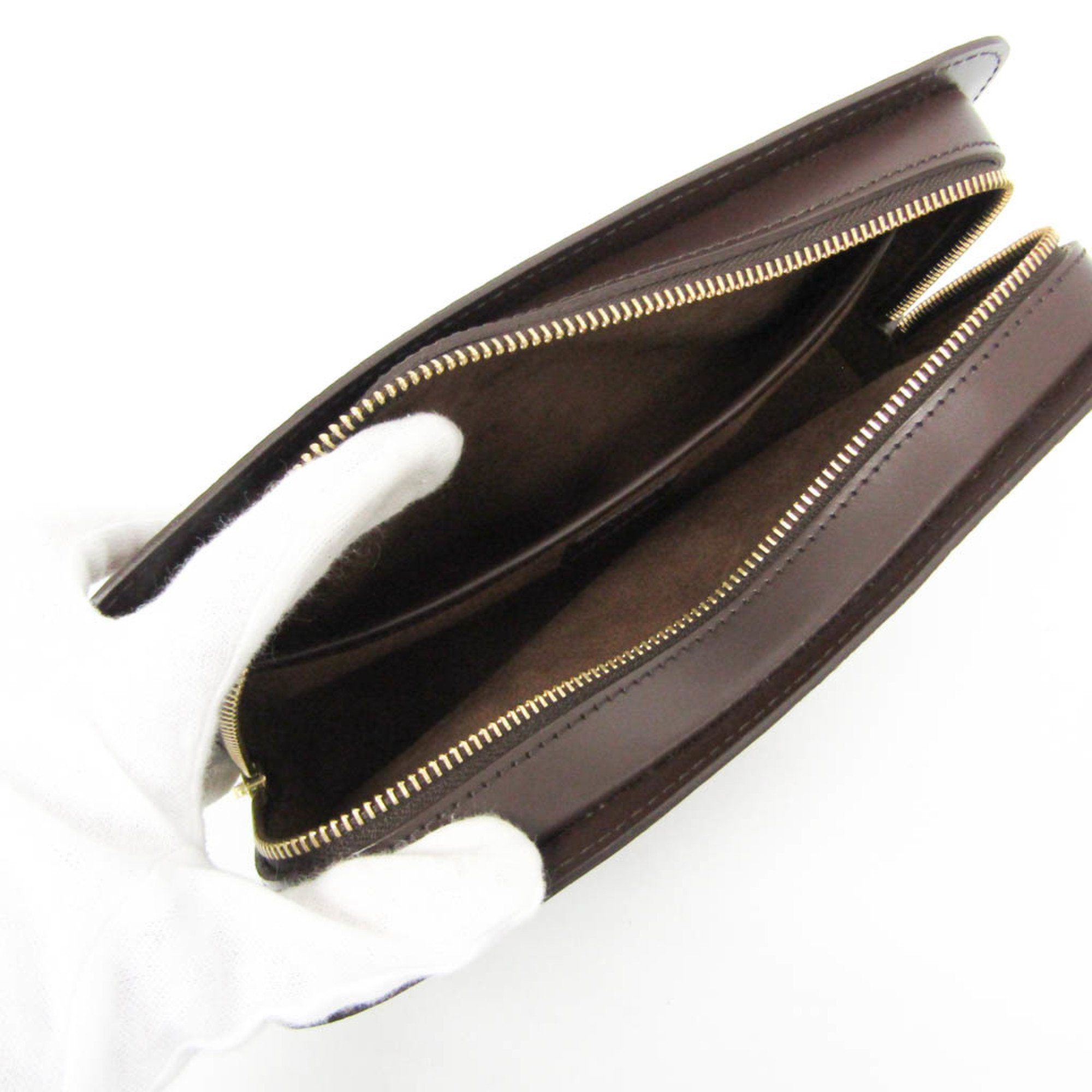 Louis Vuitton Saint-Louis Cutch Bag