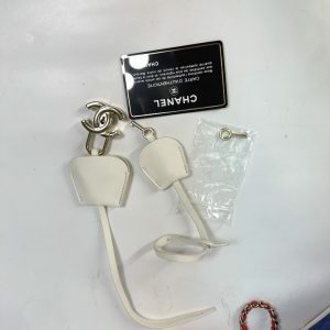 Chanel CC Filigree Shoulder Bag