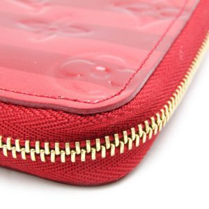 Louis Vuitton Zippy coin purse