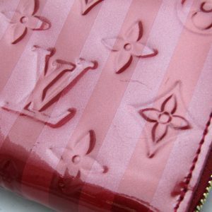 Louis Vuitton Zippy coin purse