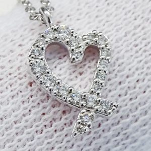 Tiffany & Co Loving heart