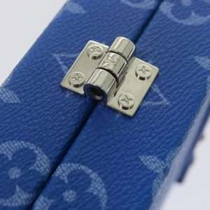 Louis Vuitton Cloud Clutch Bag