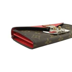 Louis Vuitton Sarah Wallet