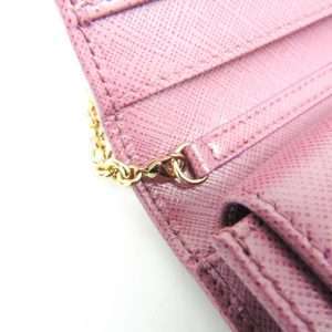 Salvatore Ferragamo Vara Shoulder Bag