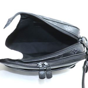 Louis Vuitton Alpha Messenger Bag Shoulder 8