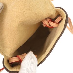 Louis Vuitton Cancun Bag Clutch 6