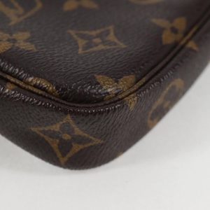 Louis Vuitton Mini Pochette Accessoires Bag Clutch 9