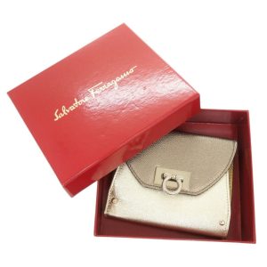 Salvatore Ferragamo Gancini Wallet 9